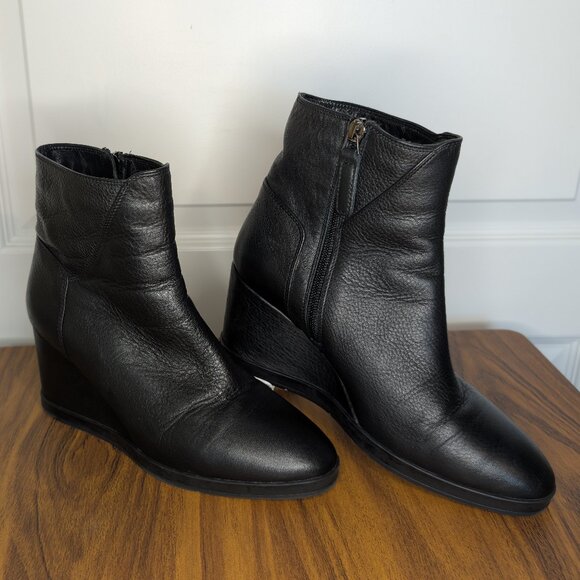 Aquatalia Black Weatherproof Judy Tumbled Calf Leather Wedge Heel Booties size 8 - Picture 1 of 13